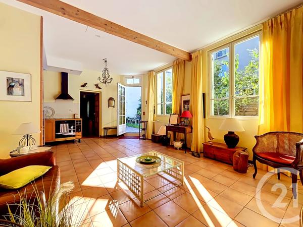 Maison à vendre  2 pièces - 54,06 m 2   VERSAILLES  - 78