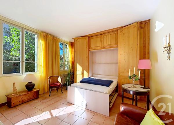 Maison à vendre  2 pièces - 54,06 m 2   VERSAILLES  - 78