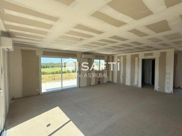 Maison plain pied avec garage- 24110 Léguillac-de-l'Auche