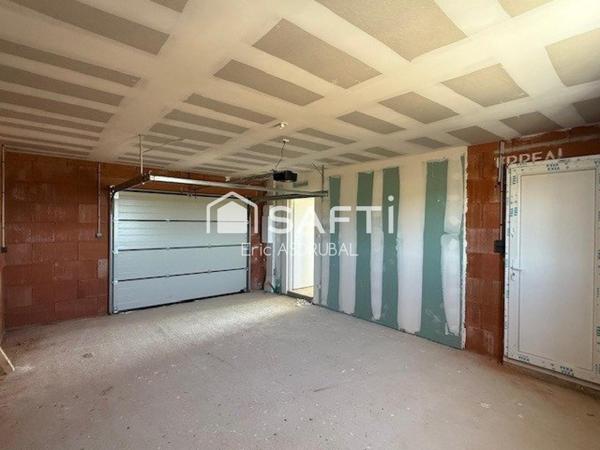 Maison plain pied avec garage- 24110 Léguillac-de-l'Auche