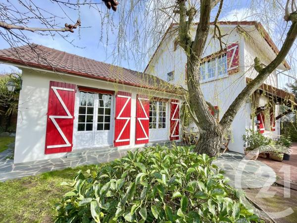 Maison à vendre  6 pièces - 153 m 2   HOUILLES  - 78