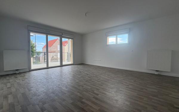 Appartement à vendre    3 pièces • 65 m2 Pont-de-Metz