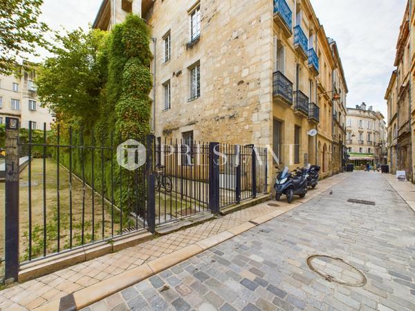 EXCLUSIVITE – T2 hypercentre Saint-Pierre, BORDEAUX