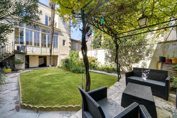Maison 8 pièces de 200m2 sur parcelle de 201m2