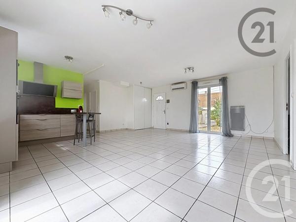 Maison à vendre  4 pièces - 90 m 2   CANNES ECLUSE  - 77