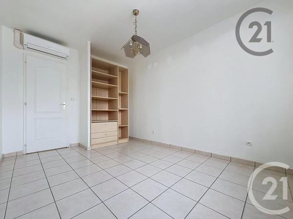 Maison à vendre  4 pièces - 90 m 2   CANNES ECLUSE  - 77