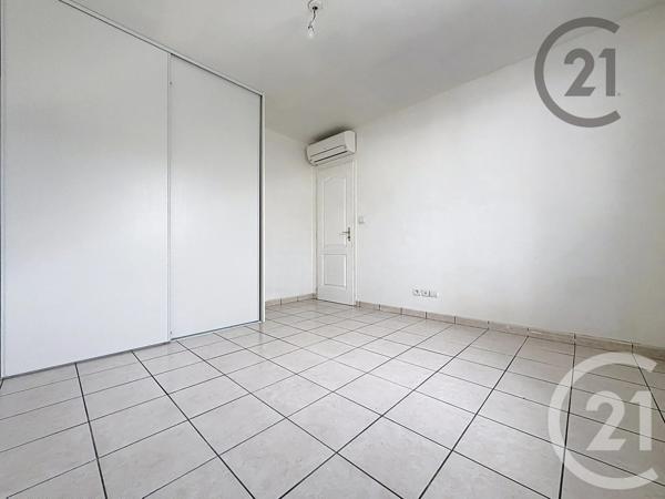 Maison à vendre  4 pièces - 90 m 2   CANNES ECLUSE  - 77