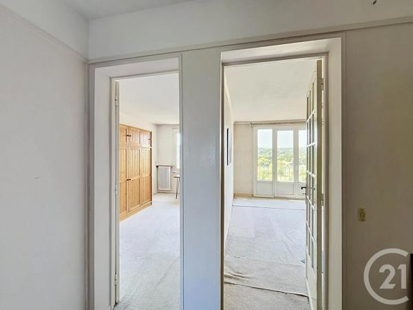 Appartement F3 à vendre  3 pièces - 53,84 m 2   LE VESINET  - 78