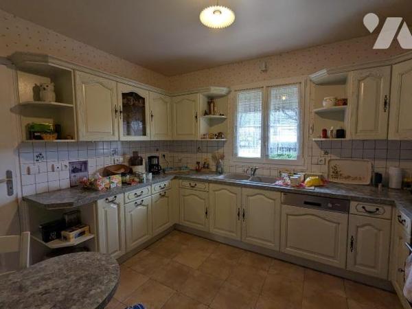 Maison à vendre - Champrond-en-Perchet (28400), 

Située dans un environnement agréable, cett...