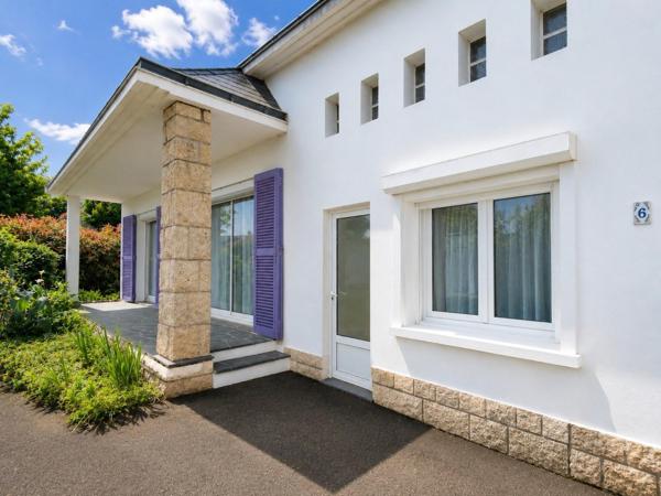 Maison familiale non mitoyenne avec potentiel