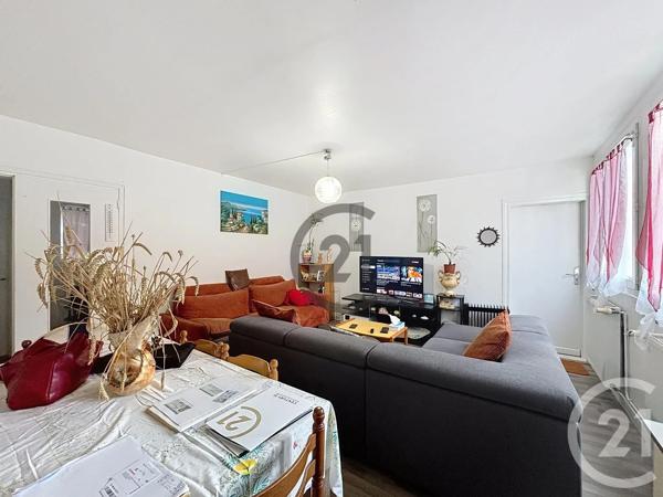 Appartement F5 à vendre  5 pièces - 89,95 m 2   PROVINS  - 77