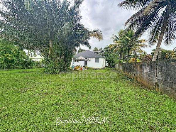 Maison au Lamentin, Section Paul: un havre de tranquillité aux portes des commodités