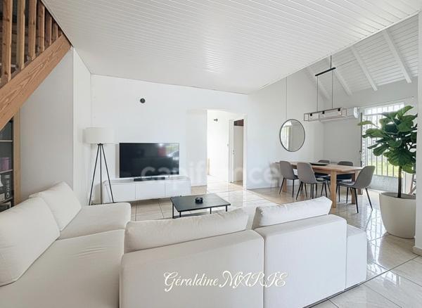 Maison au Lamentin, Section Paul: un havre de tranquillité aux portes des commodités