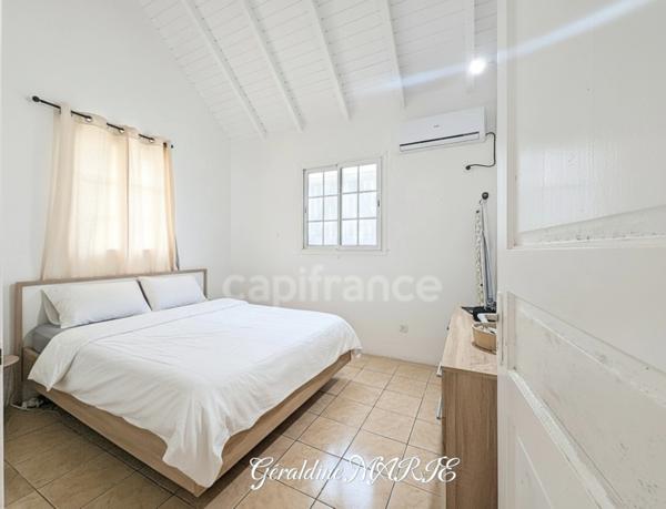 Maison au Lamentin, Section Paul: un havre de tranquillité aux portes des commodités