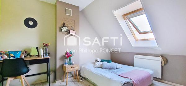 Maison individelle 4 chambres garage et jardin