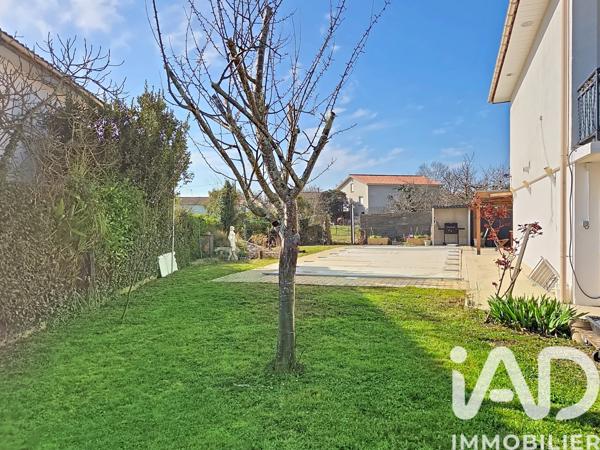 Maison à vendre 6 pièces 151 m² Fleurance