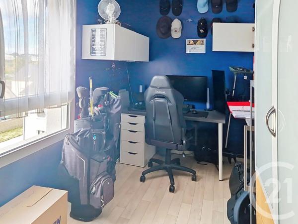 Appartement F4 à vendre  4 pièces - 70 m 2   ST ETIENNE DU ROUVRAY  - 76