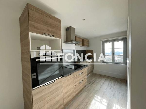 Location Appartement 2 pièces 51 m² - 7, RUE DE L'HOPITAL Trevoux 01600