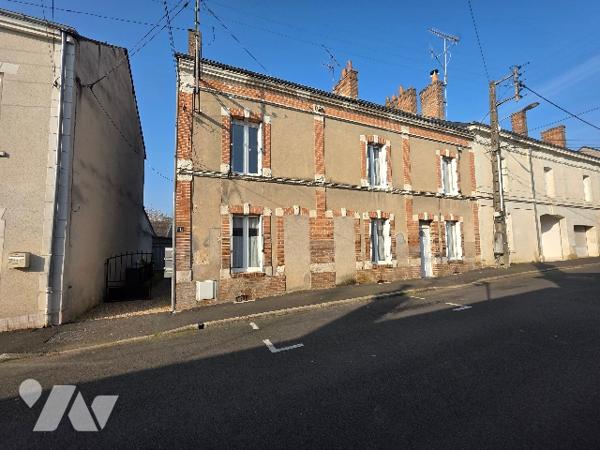 Immeuble de rapport -160m²– Centre-ville de Château-Renault (37110)
