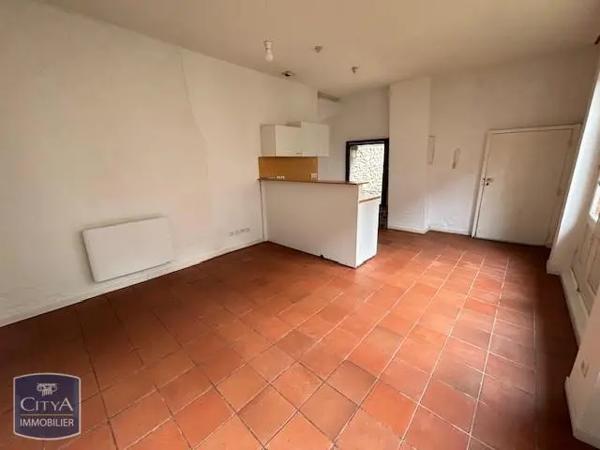 Appartement à louer 2 pièces 40.44m² Pamiers (09100)