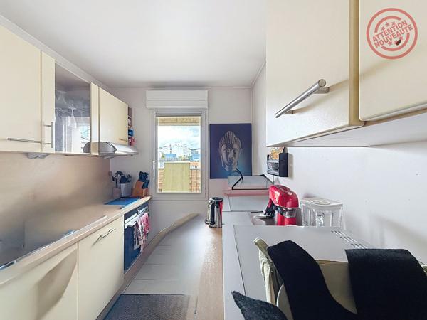 Saint Ouen Sur Seine Quartier Victor Hugo/limite Clichy:5 pièces 91 m2 avec terrasse de 68m² cave et parking !!Au pied du RER C et de la ligne 14