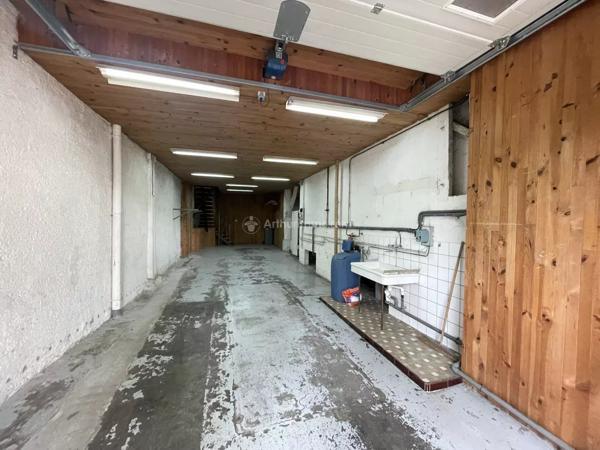 Vente                                                      Maison
                        
                     5 pièces                      160 m2                     à Neufchâteau