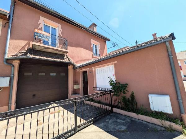 Vente                                                      Maison
                        
                     5 pièces                      160 m2                     à Neufchâteau