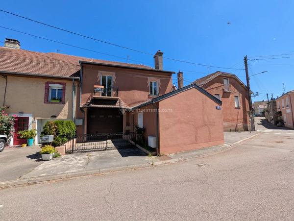 Vente                                                      Maison
                        
                     5 pièces                      160 m2                     à Neufchâteau