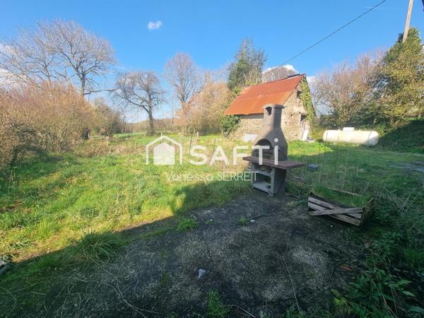 Corps de ferme en pierre avec 2 maisons - 3 dépendances– 184 m² – Terrain 1 799 m² – BAUDRE