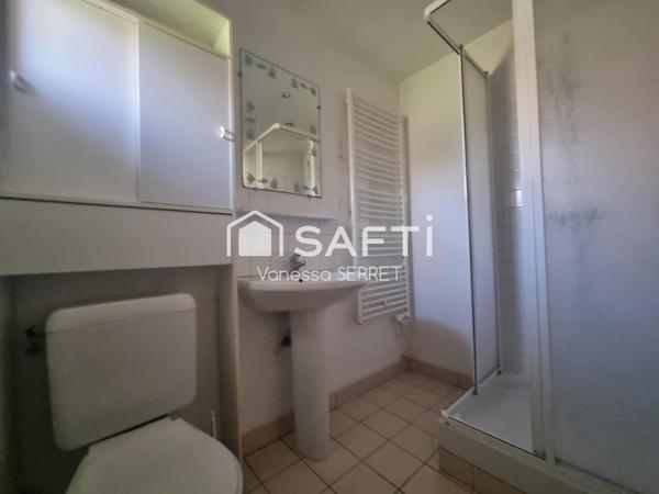 Corps de ferme en pierre avec 2 maisons - 3 dépendances– 184 m² – Terrain 1 799 m² – BAUDRE