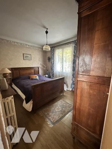 Maison de plain pied 4 ch avec sous-sol complet - Jardin et terrain de loisirs