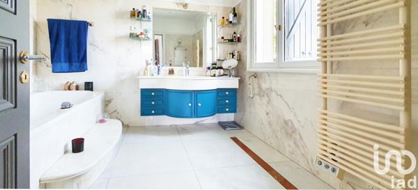 Maison à vendre 8 pièces 269 m² Montévrain