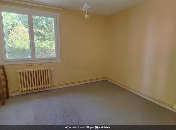 Maison d'Architecte - Parc arboré de 4 200 m² - proche NOGENT-LE-ROTROU