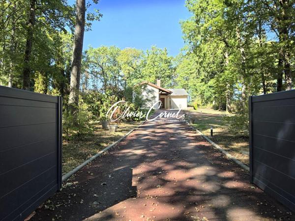 Maison d'Architecte - Parc arboré de 4 200 m² - proche NOGENT-LE-ROTROU