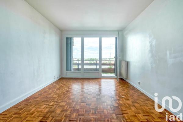 Appartement 2 pièces de 50 m² à Livry-Gargan (93190)