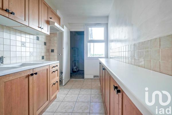 Appartement 2 pièces de 50 m² à Livry-Gargan (93190)