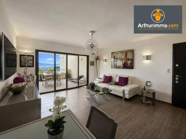 Vente                                                      Appartement
                        
                     3 pièces                      71 m2                     à Porticcio