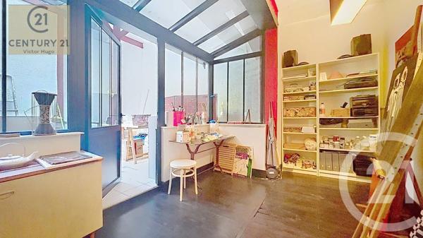 Appartement F5 à vendre  4 pièces - 218,23 m 2   LIMOGES  - 87