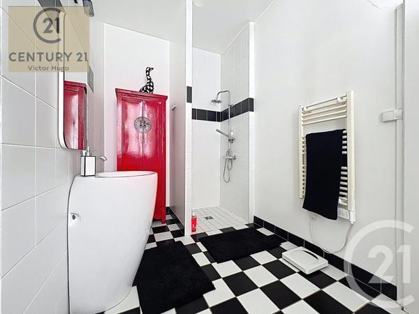 Appartement F5 à vendre  4 pièces - 218,23 m 2   LIMOGES  - 87