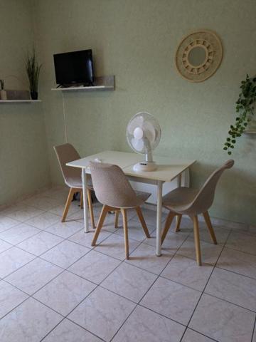 Ensemble de 4 studios avec 2 garages sur la commune de Saint Martin