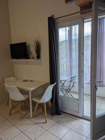 Ensemble de 4 studios avec 2 garages sur la commune de Saint Martin