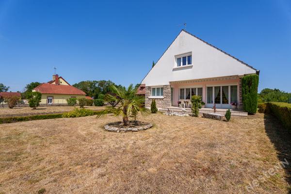 Maison Pierre De Bresse 5 pièce(s) 113 m2