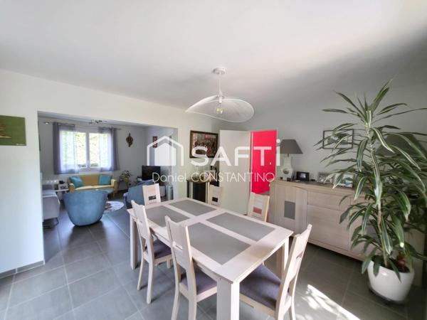 Maison Individuelle avec 4 chambres et un Garage