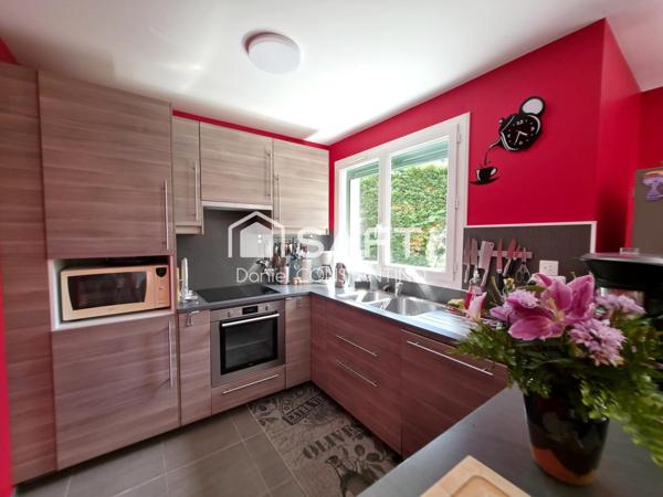 Maison Individuelle avec 4 chambres et un Garage