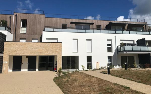 Appartement à louer    3 pièces • 73,90 m2 Arzon