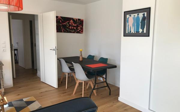Appartement à louer    3 pièces • 73,90 m2 Arzon