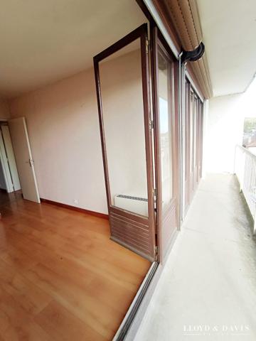 APPARTEMENT F2 PROCHE GARE DE SENS