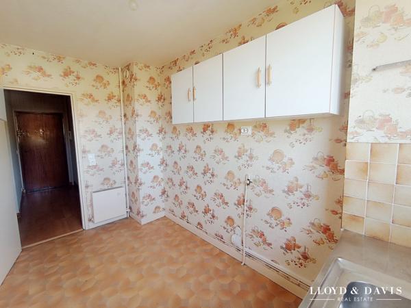 APPARTEMENT F2 PROCHE GARE DE SENS