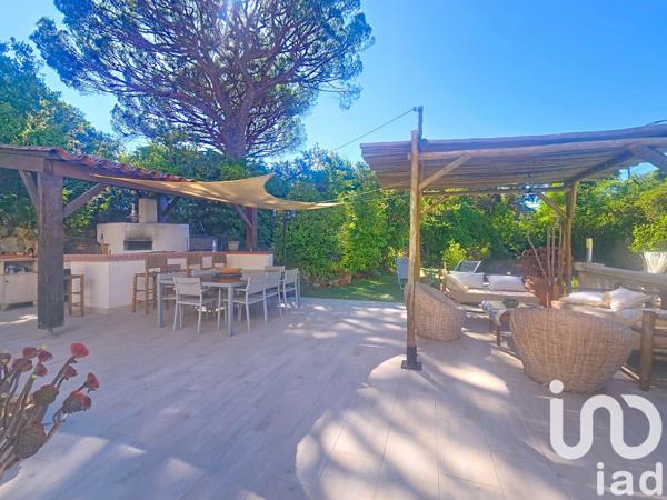 Maison à vendre 5 pièces 205 m² Sainte-Maxime