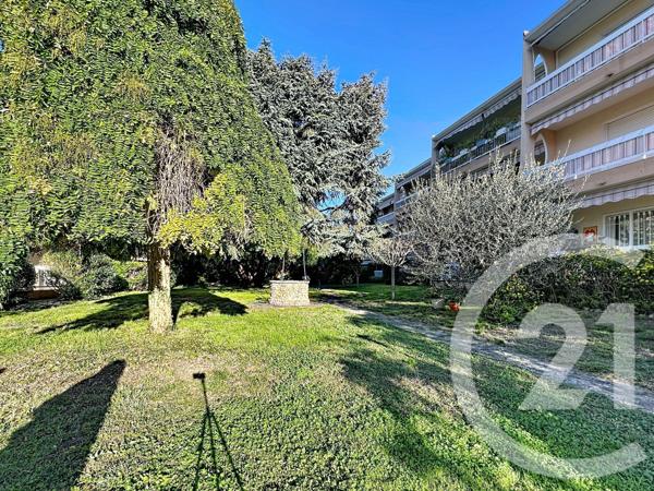 Appartement à vendre  3 pièces - 58,78 m2 LE GOLFE JUAN - 06
